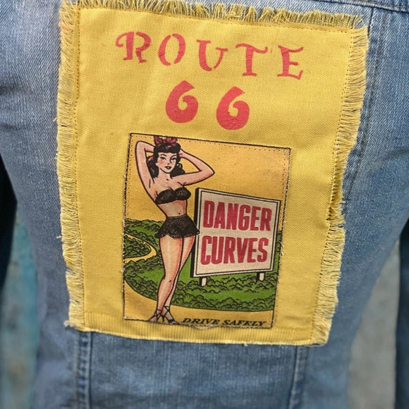 CI SONO Route 66 Cropped Embroidered Jean Jacket - Picture 7 of 12